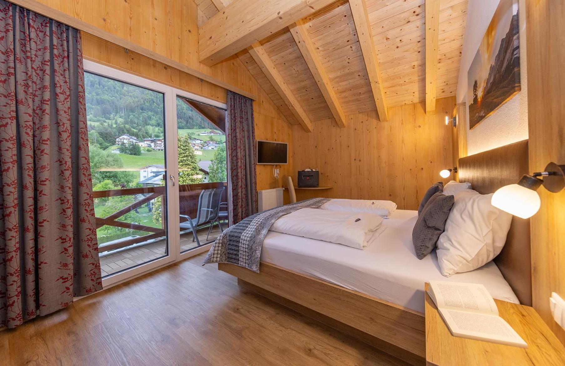 Apart- Und Wellnesshotel Dachsteinresort Русбах ам Пас Гшют Екстериор снимка