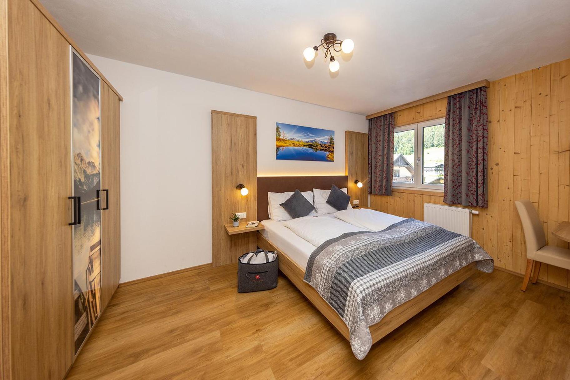 Apart- Und Wellnesshotel Dachsteinresort Русбах ам Пас Гшют Екстериор снимка